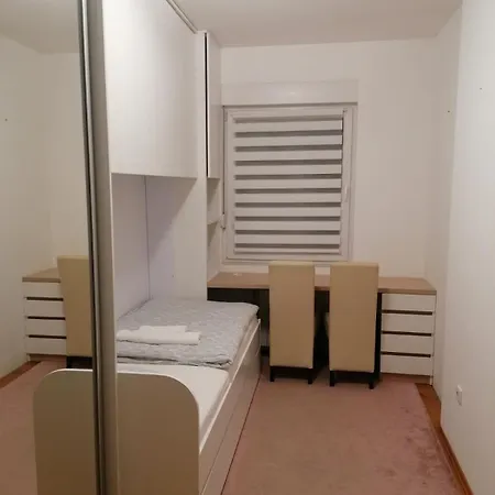 44, Mejdan, Appartement Banja Luka